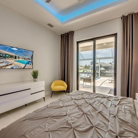 Villa Sensation By Coralvilla - New,Modern With Pool Cape Coral Exteriör bild