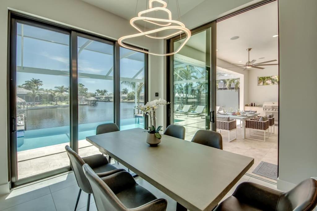 Villa Sensation By Coralvilla - New,Modern With Pool Cape Coral Exteriör bild