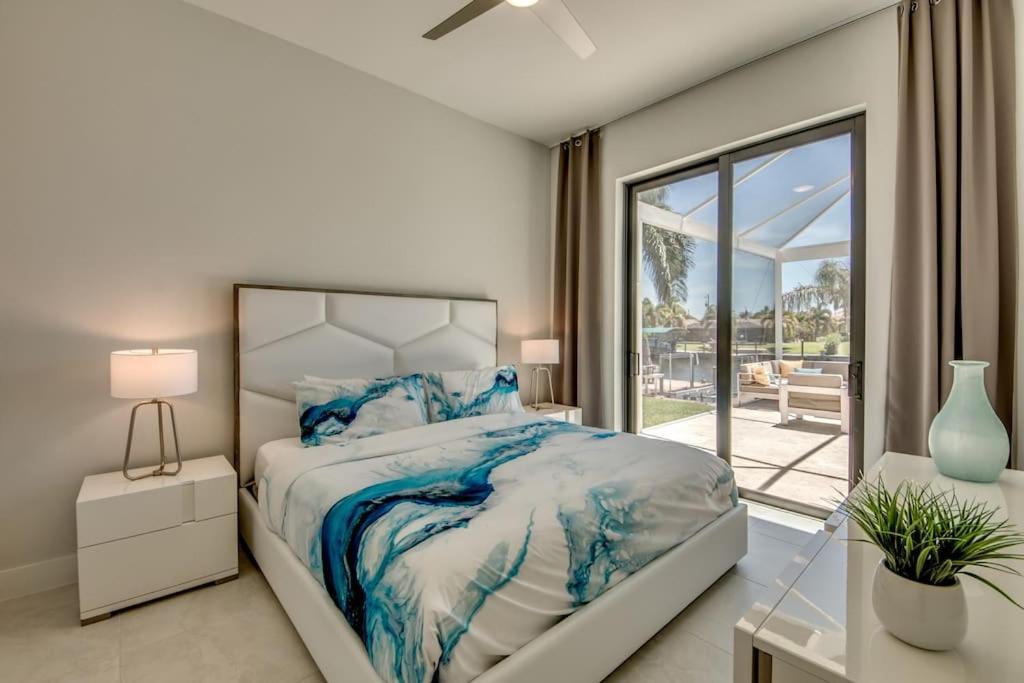 Villa Sensation By Coralvilla - New,Modern With Pool Cape Coral Exteriör bild