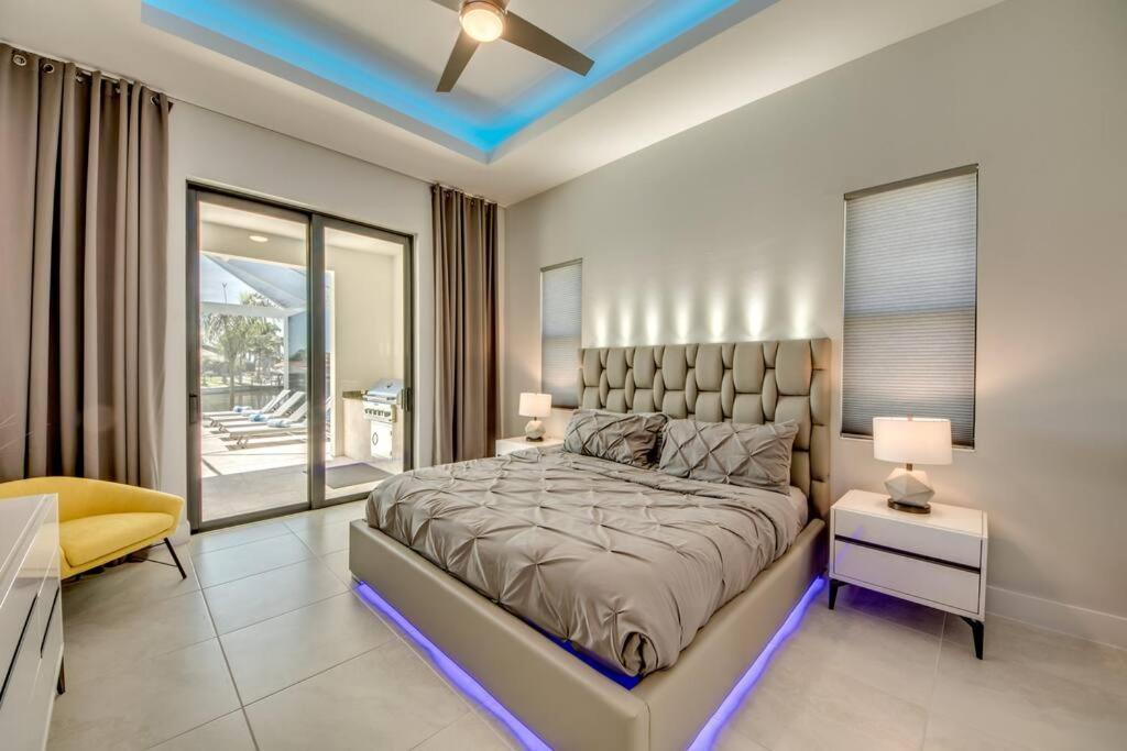 Villa Sensation By Coralvilla - New,Modern With Pool Cape Coral Exteriör bild