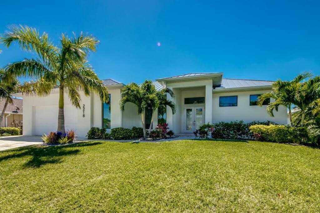 Villa Sensation By Coralvilla - New,Modern With Pool Cape Coral Exteriör bild