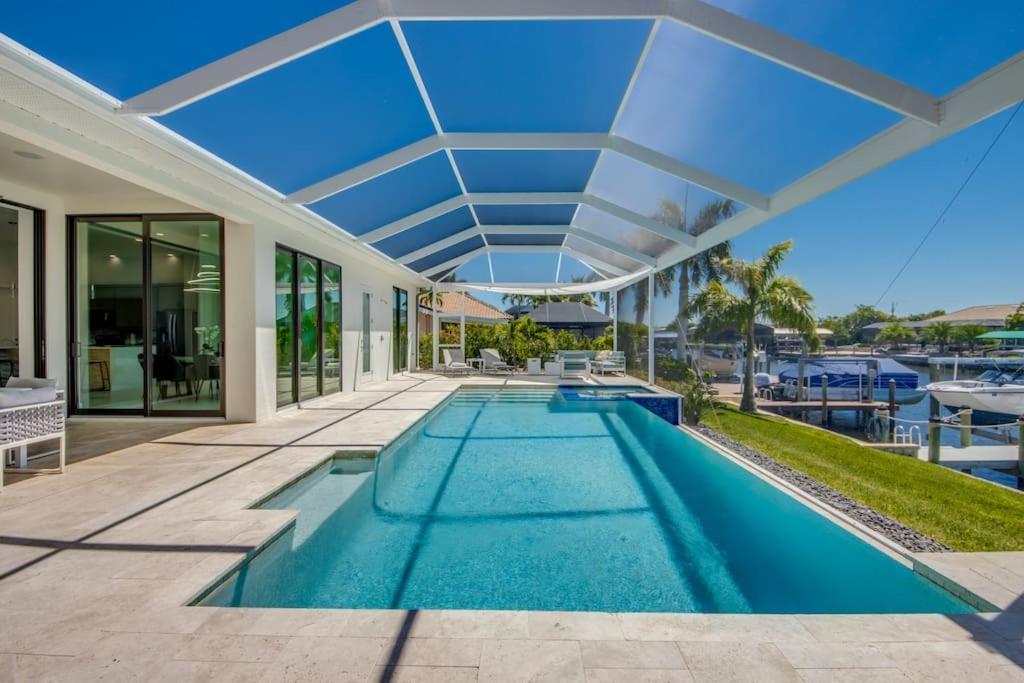Villa Sensation By Coralvilla - New,Modern With Pool Cape Coral Exteriör bild